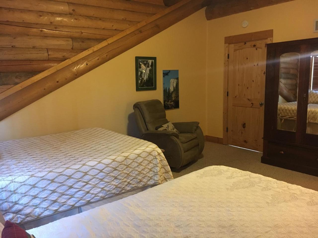 The Cub Inn B&B Гроувланд Екстериор снимка